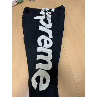 Supreme - 激レアM！Supreme 21ss Spellout Track Pant 黒 の通販 ...