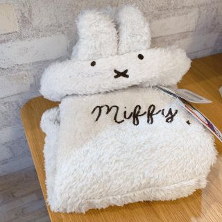 新品未使用！　miffy耳付きボアパーカー 110(Tシャツ/カットソー)