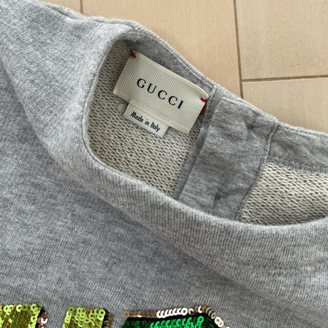 Gucci(グッチ)のGUCCI 6 キッズ/ベビー/マタニティのキッズ服女の子用(90cm~)(Tシャツ/カットソー)の商品写真