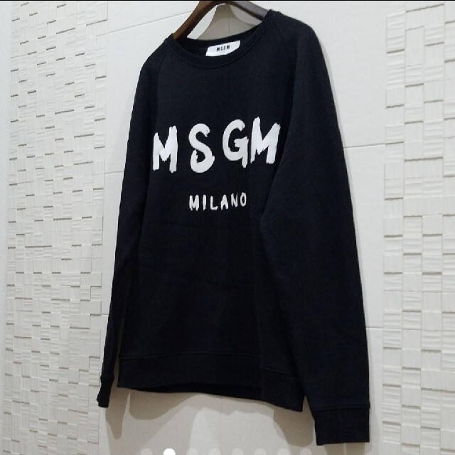 MSGM(エムエスジイエム)の限定値下げ【美品！】MSGM スウェット ブラック メンズのトップス(ニット/セーター)の商品写真