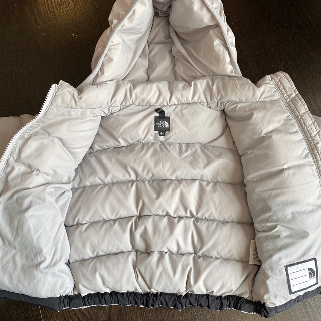 THE NORTH FACE(ザノースフェイス)のNORTH FACE ダウン キッズ/ベビー/マタニティのベビー服(~85cm)(ジャケット/コート)の商品写真