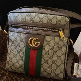 グッチ(GUCCI)のグッチ　ショルダーバッグ　値下げ不可(ショルダーバッグ)