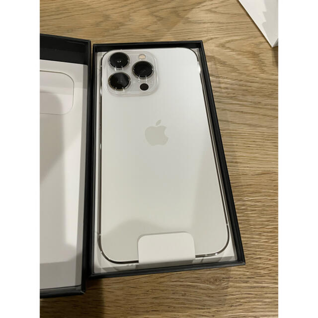 iPhone - iPhone13pro シルバー 256gb 新品 SIMフリーの通販 by