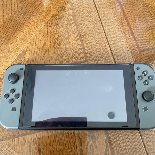 Nintendo Switch(ニンテンドースイッチ)のNintendo Switch JOY-CON グレー HAC-S-KA  エンタメ/ホビーのゲームソフト/ゲーム機本体(家庭用ゲーム機本体)の商品写真