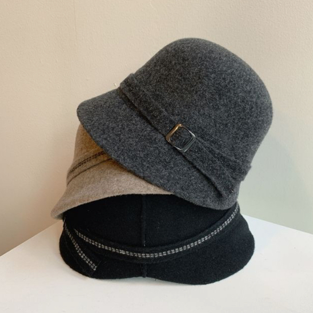 dholic(ディーホリック)の【予約商品】《3カラー》ウール　バケハ　ベルト　クローシュハット　韓国　冬服 レディースの帽子(ハンチング/ベレー帽)の商品写真