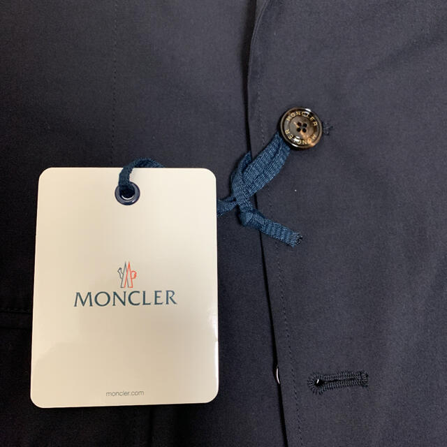 MONCLER(モンクレール)のponhoma様専用 MONCLER LOUVRE ジャケット ネイビー 正規品 メンズのジャケット/アウター(テーラードジャケット)の商品写真