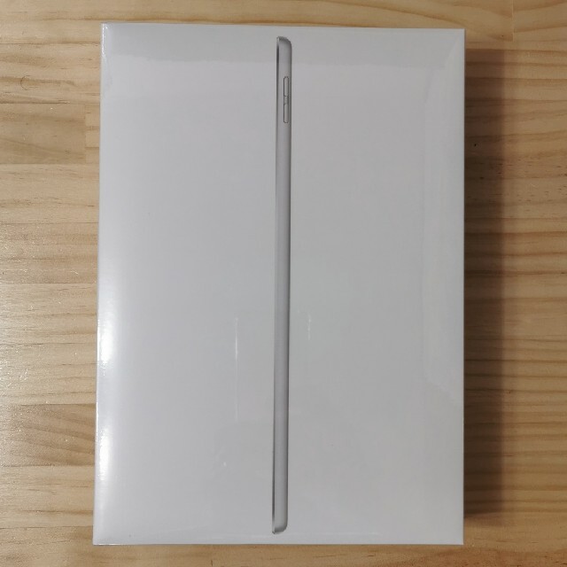 新品iPad9世代10.2インチ Wi-Fi 64GB シルバーMK2L3J/APC/タブレット