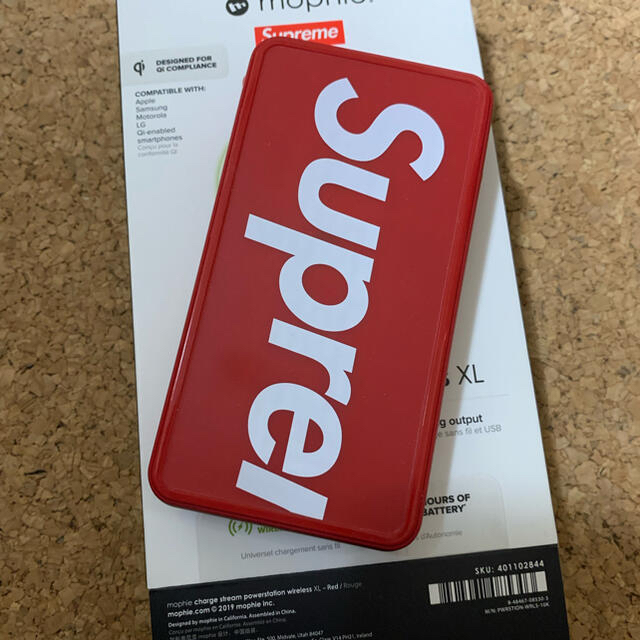 supreme×mophie