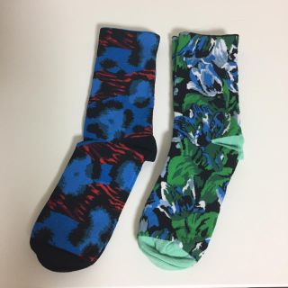 ケンゾー(KENZO)のkenzo h&m 靴下 新品(ソックス)