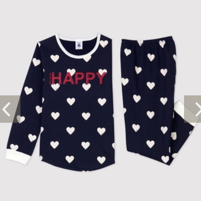 PETIT BATEAU(プチバトー)のプチバトー⭐︎新作　裏起毛ハートプリント長袖パジャマ　5A キッズ/ベビー/マタニティのキッズ服女の子用(90cm~)(パジャマ)の商品写真