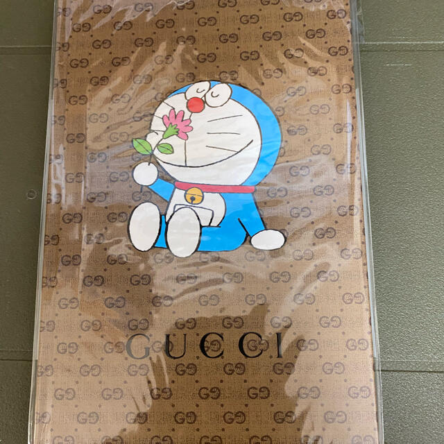 Gucci(グッチ)のドラえもん×GUCCI コラボノート エンタメ/ホビーのおもちゃ/ぬいぐるみ(キャラクターグッズ)の商品写真