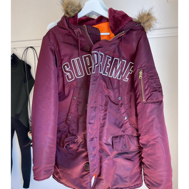 Supreme(シュプリーム)のシュプリーム　コート メンズのジャケット/アウター(ブルゾン)の商品写真