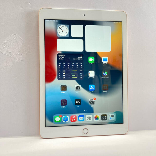 Apple iPad Air2  9.7インチ 64gb シルバー　極美品