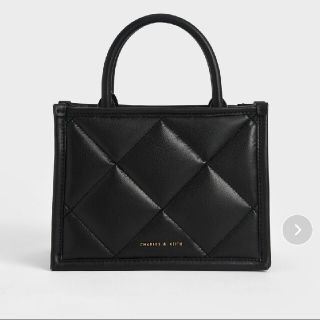 チャールズアンドキース(Charles and Keith)のキルテッドダブルハンドル トートバッグ(トートバッグ)