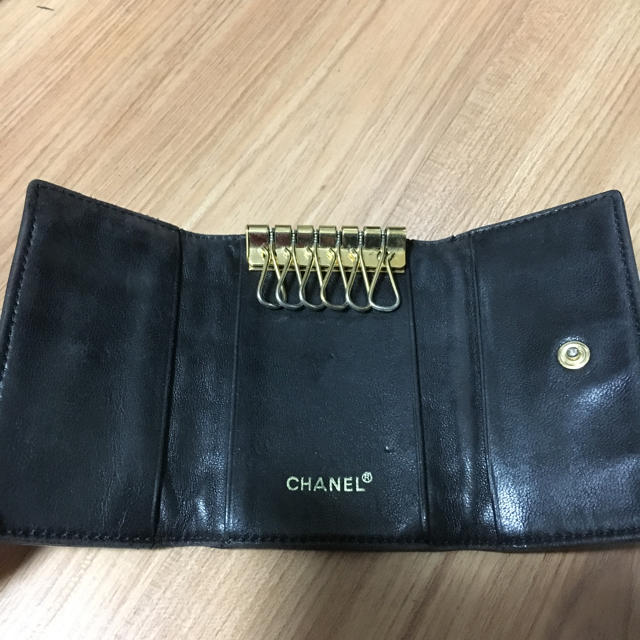 CHANEL(シャネル)の値下げ✳︎正規品✳︎シャネル★CHANEL★チョコバー  キーケース6連 レディースのファッション小物(キーケース)の商品写真