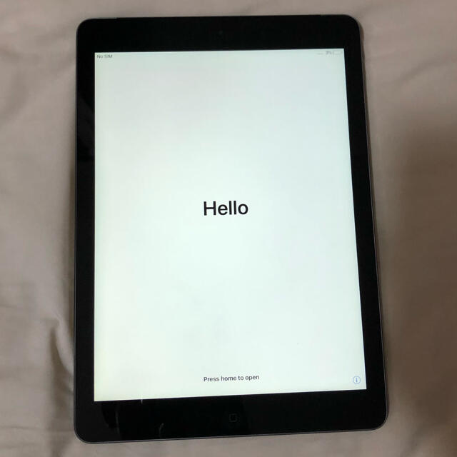 APPLE iPad Air 2 セルラーモデル16GB （キーボードケース付）アイパッド