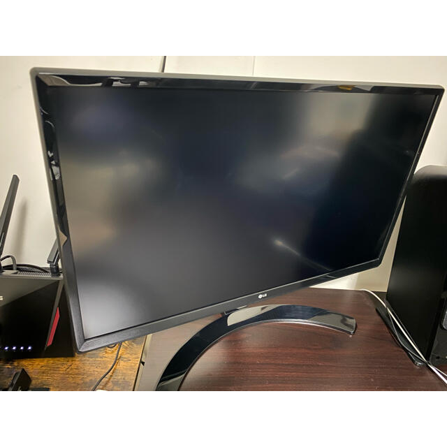 LG 24UD58-B 24 (Actual size 23.8) Ultra HD 3840 x 2160 4K 60Hz 2xHDMI  DisplayPort AMD FreeSync Flicker Safe Anti-Glare LED Backlit IPS Gaming  Monitor 