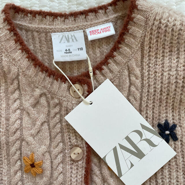 ZARA KIDS(ザラキッズ)のzara  新品　ニットカーディガン　4-5Y キッズ/ベビー/マタニティのキッズ服女の子用(90cm~)(カーディガン)の商品写真