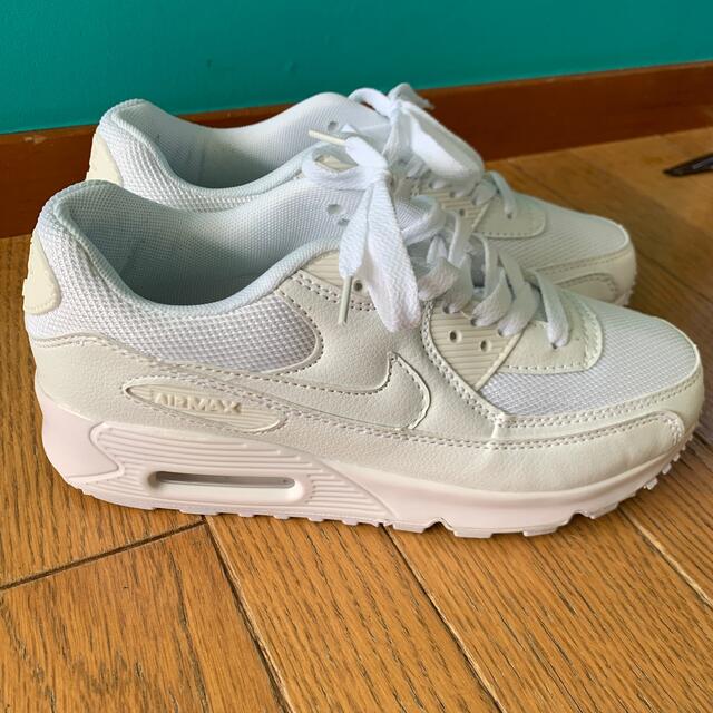 新品、未使用 ナイキNIKE AIRMAX 90 スニーカー 25㎝