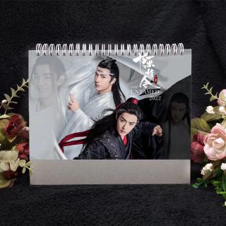陳情令 卓上カレンダー 王一博 肖戦 2022年版 蓝忘机 魏无羡の通販|ラクマ