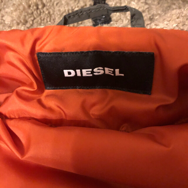 DIESEL(ディーゼル)の美品　DIESEL ディーゼル　ダウンジャケット メンズのジャケット/アウター(ダウンジャケット)の商品写真