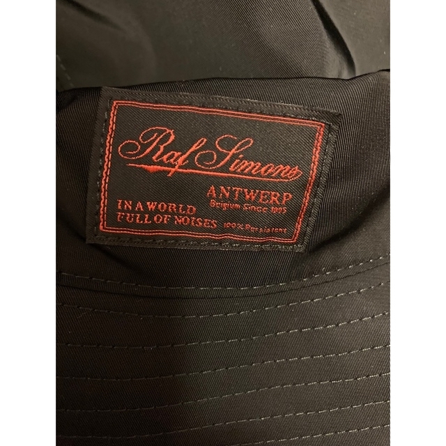 RAF SIMONS(ラフシモンズ)の定価48400円RAF SIMONS Reversible bucket hat メンズの帽子(キャップ)の商品写真