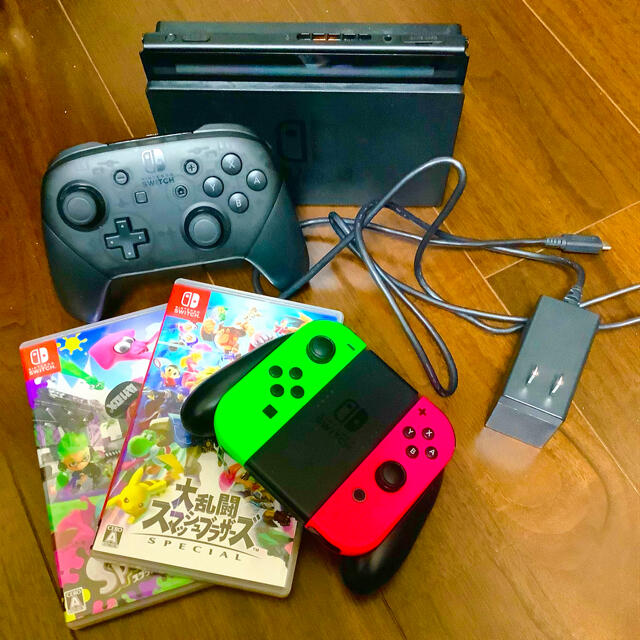 Nintendo Switch(ニンテンドースイッチ)の任天堂Switch本体+α エンタメ/ホビーのゲームソフト/ゲーム機本体(家庭用ゲーム機本体)の商品写真