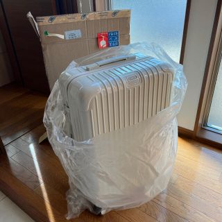 リモワ(RIMOWA)の新品リモワ・エクリュ58L(トラベルバッグ/スーツケース)