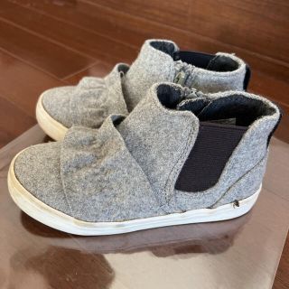 ザラ(ZARA)のZARA キッズ　グレー　ブーツ　秋冬　ファスナー付き　靴　ブーティ(ブーツ)