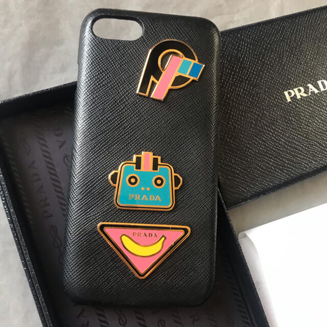 PRADA(プラダ)のプラダ iPhone7 iPhone8 iPhoneSE スマホケース　 スマホ/家電/カメラのスマホアクセサリー(iPhoneケース)の商品写真