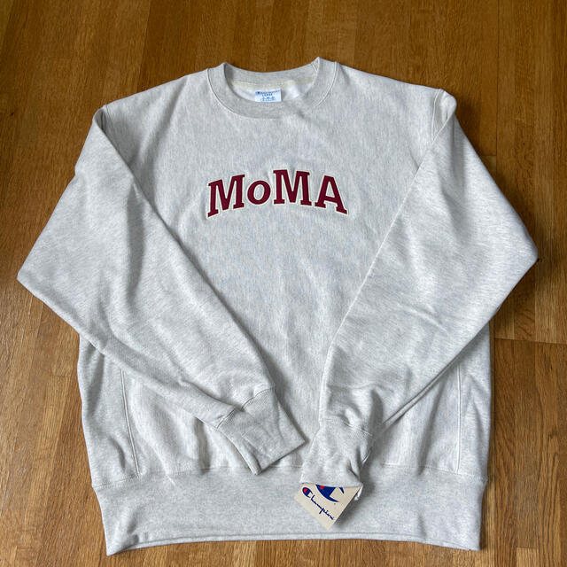 トップスチャンピオン　MoMA スウェットLサイズ