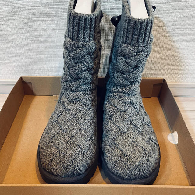 UGG ニットブーツ