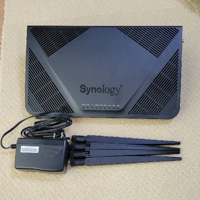 Synology RT2600ac スマホ/家電/カメラのPC/タブレット(その他)の商品写真