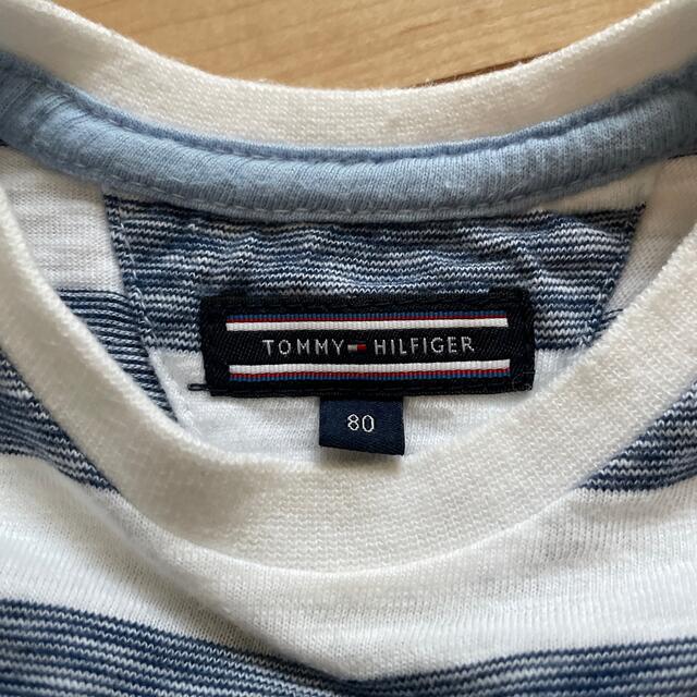 TOMMY HILFIGER(トミーヒルフィガー)の【超美品】トミーヒルフィガー　半袖tシャツ ベビー80サイズ キッズ/ベビー/マタニティのベビー服(~85cm)(Ｔシャツ)の商品写真