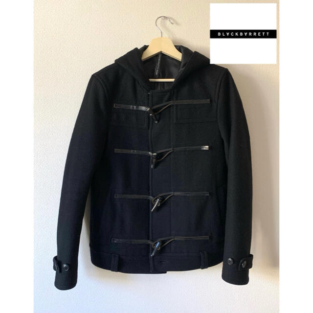 BLACKBARRETT by NEIL BARRETT(ブラックバレットバイニールバレット)の美品　BLACKBARRETT ブラックバレット　ショートダッフルコート　2 メンズのジャケット/アウター(ダッフルコート)の商品写真