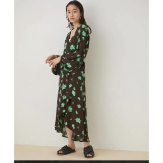 アダムエロぺ(Adam et Rope')の新品タグあり！【GANNI】Wrap Dress(ロングワンピース/マキシワンピース)