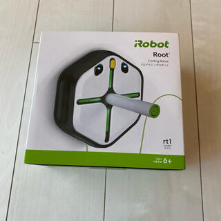 アイロボット(iRobot)のiRobot プログラミングロボット Root rt1 ほぼ新品(その他)