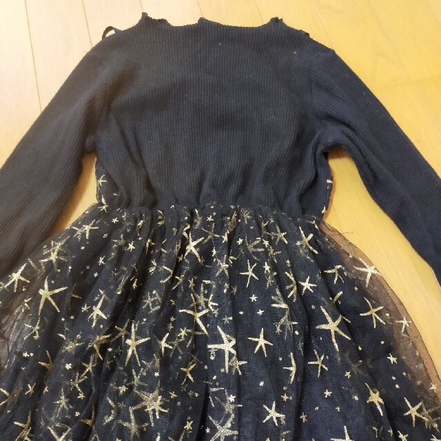 キッズ　ワンピース　女の子　星柄　チュールスカート キッズ/ベビー/マタニティのキッズ服女の子用(90cm~)(ワンピース)の商品写真