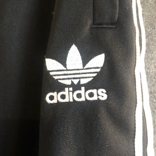 adidas(アディダス)のアディダス　ラインパンツ　キッズ キッズ/ベビー/マタニティのキッズ服男の子用(90cm~)(パンツ/スパッツ)の商品写真