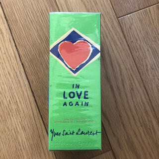 イヴサンローランボーテ(Yves Saint Laurent Beaute)の新品　未開封　イブサンローラン　香水　IN LOVE AGAIN(香水(女性用))