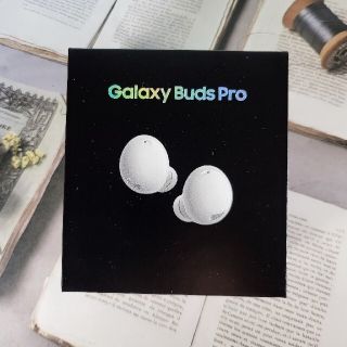 サムスン(SAMSUNG)のGALAXY BUDS PRO ホワイト(ヘッドフォン/イヤフォン)