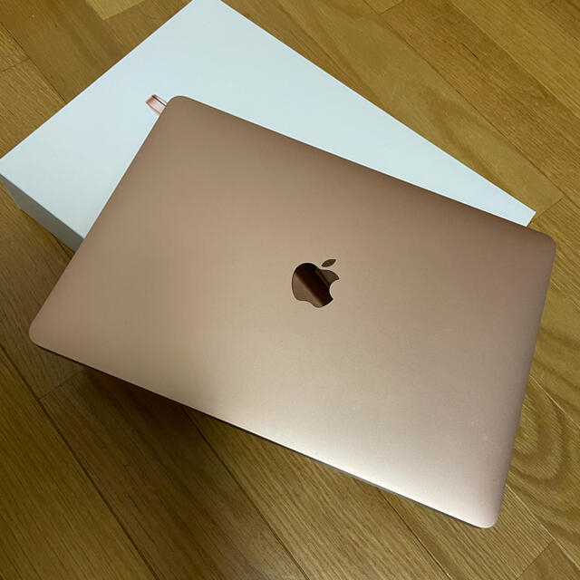 Apple M1 MacBook Air CTO 16GBモデル！おまけあり