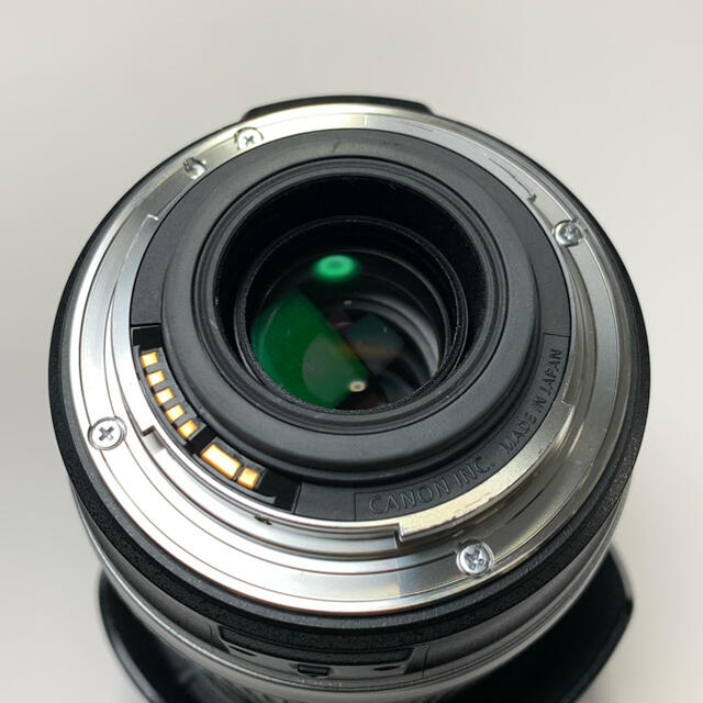 Canon キャノン EF-S 18-200mm 3.5-5.6 IS