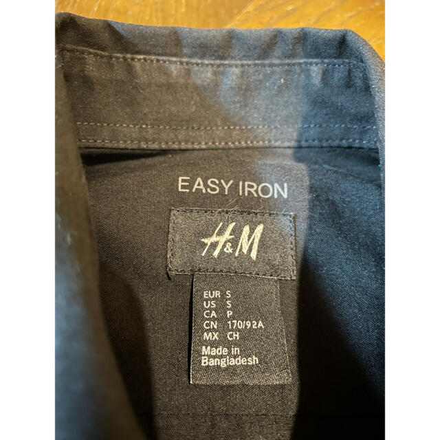 H&M(エイチアンドエム)のH&M メンズシャツ メンズのトップス(シャツ)の商品写真