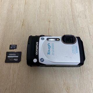 オリンパス(OLYMPUS)のOLYMPUS tough ホワイト(コンパクトデジタルカメラ)