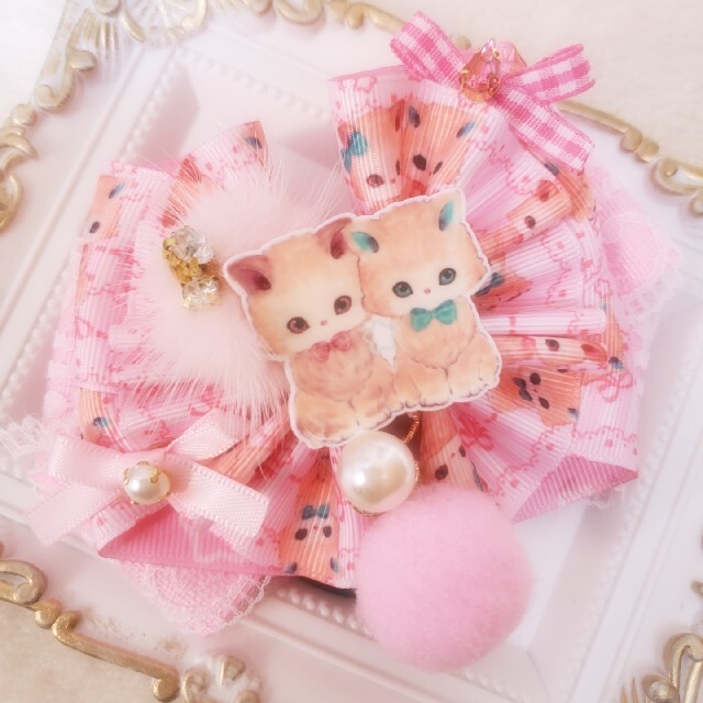 おまとめ あさみん様、にゃんこ様♡ハンドメイド♡リボンを探す猫 定価安い のん様おまとめ Tシャツ/カットソー(半袖/袖なし)