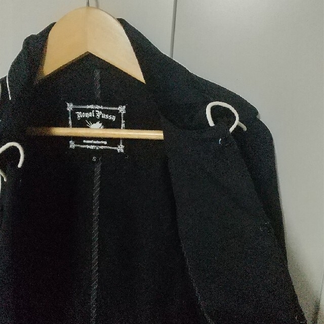 ロイヤルプッシーのナポレオンジャケット