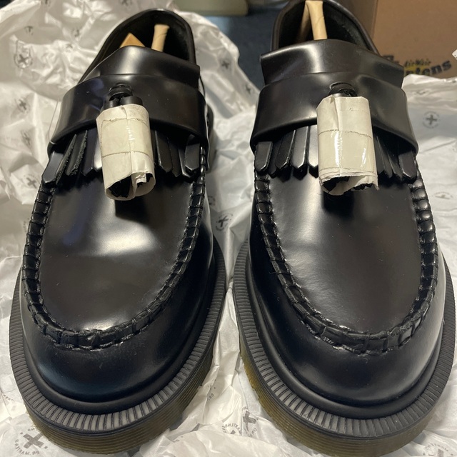 Dr.Martens(ドクターマーチン)の【HANA様専用】Dr.Martens ADRIAN TASSLE LOAFER レディースの靴/シューズ(ローファー/革靴)の商品写真