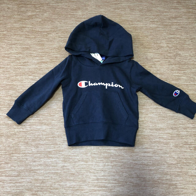 Champion(チャンピオン)のチャンピオン パーカー トレーナー　80㎝ キッズ/ベビー/マタニティのベビー服(~85cm)(トレーナー)の商品写真