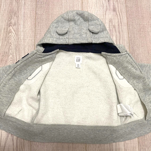 babyGAP(ベビーギャップ)のギャップベビーのパーカー キッズ/ベビー/マタニティのベビー服(~85cm)(トレーナー)の商品写真